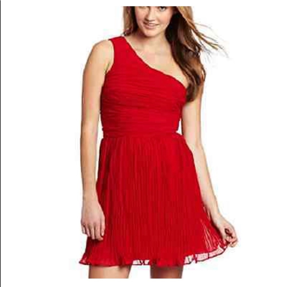 BbDakota Scarlet Red One-Shoulder Dress